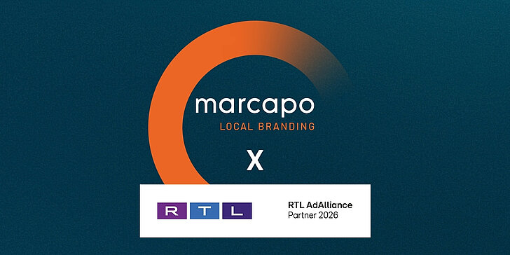 Logos von marcapo und RTL auf dunkelblauem Hintergrund 